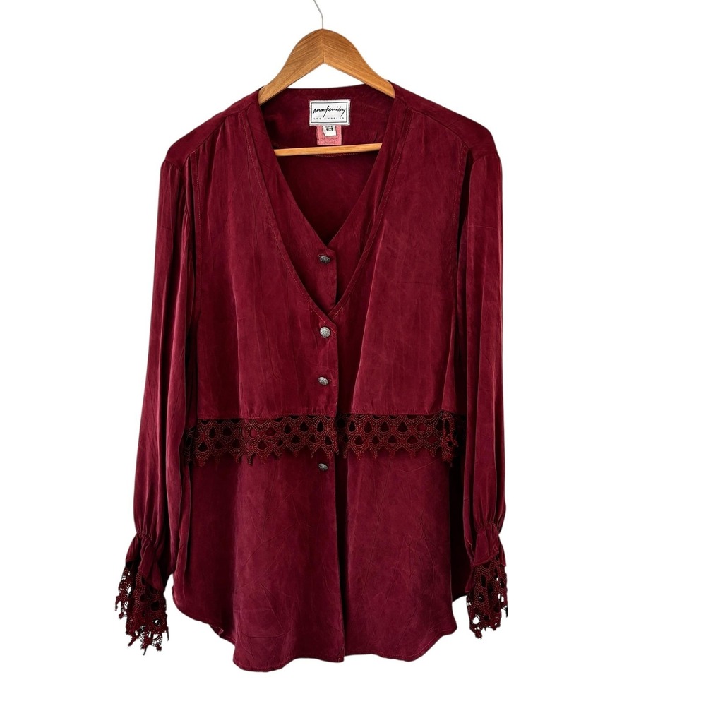 Vtg Ann Ferriday‎ Crochet Bell Sleeve Top Womens OS Dark Red Romantic Goth